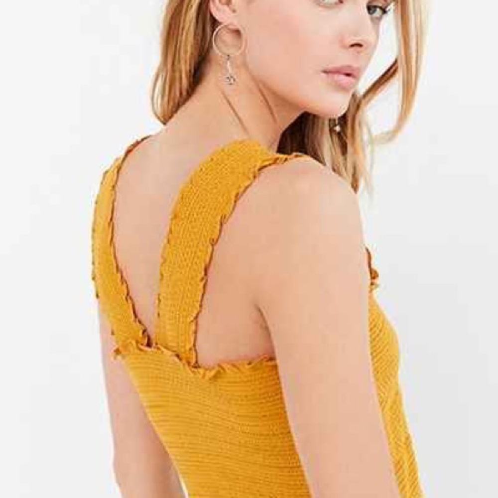 Ecote Smocked Y back top.  Yellow Gold color.  XS